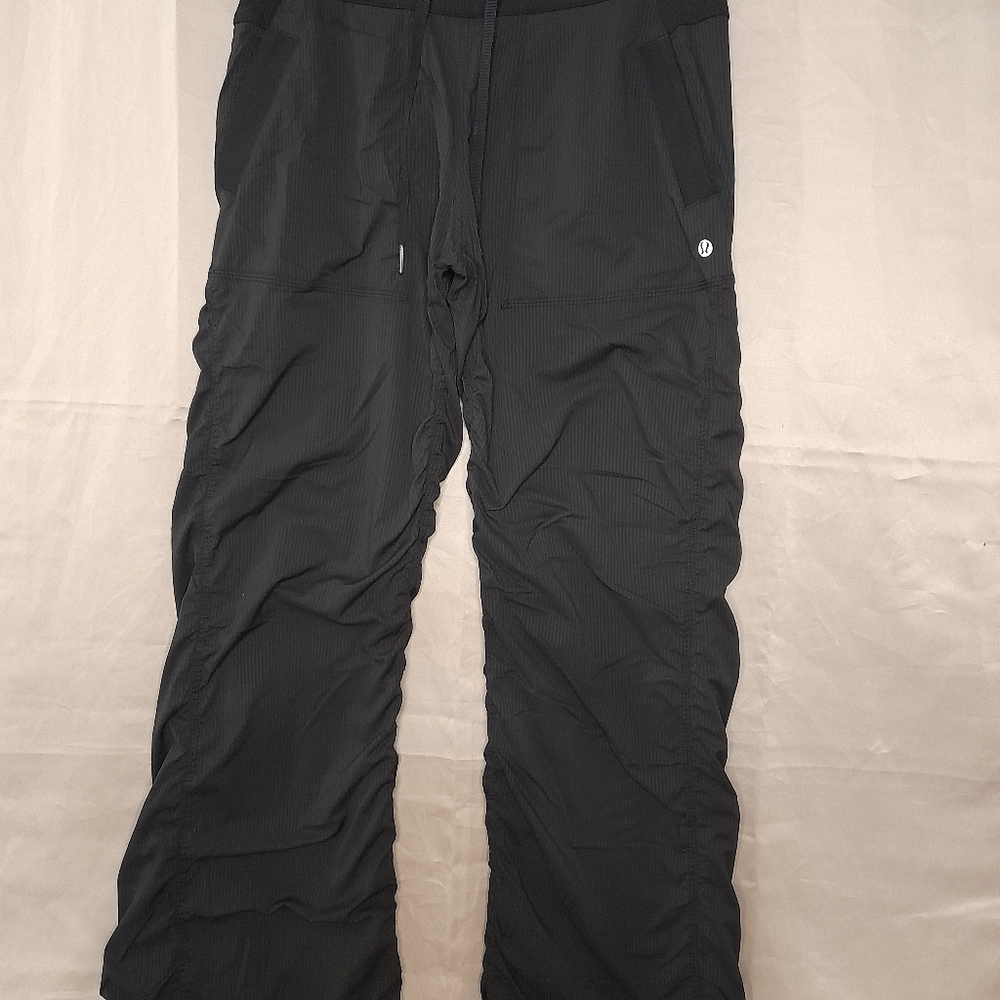 Lululemon Athetica/ Size 8/ Black